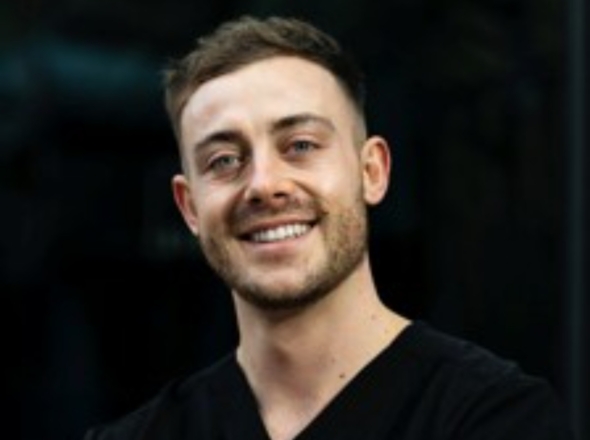 Dr Jordan Faulkner