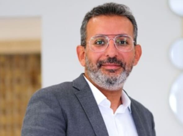 Dr Ahmed El Houssieny